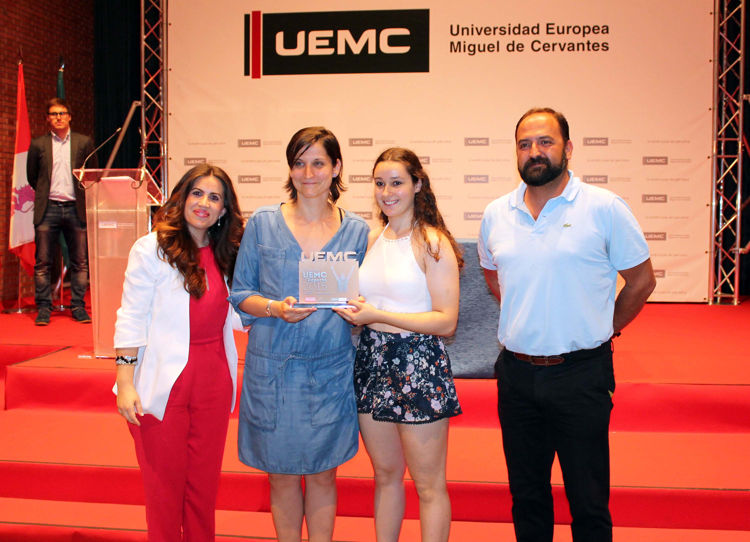 Imelda Rodríguez y Valladolid Club de Esgrima