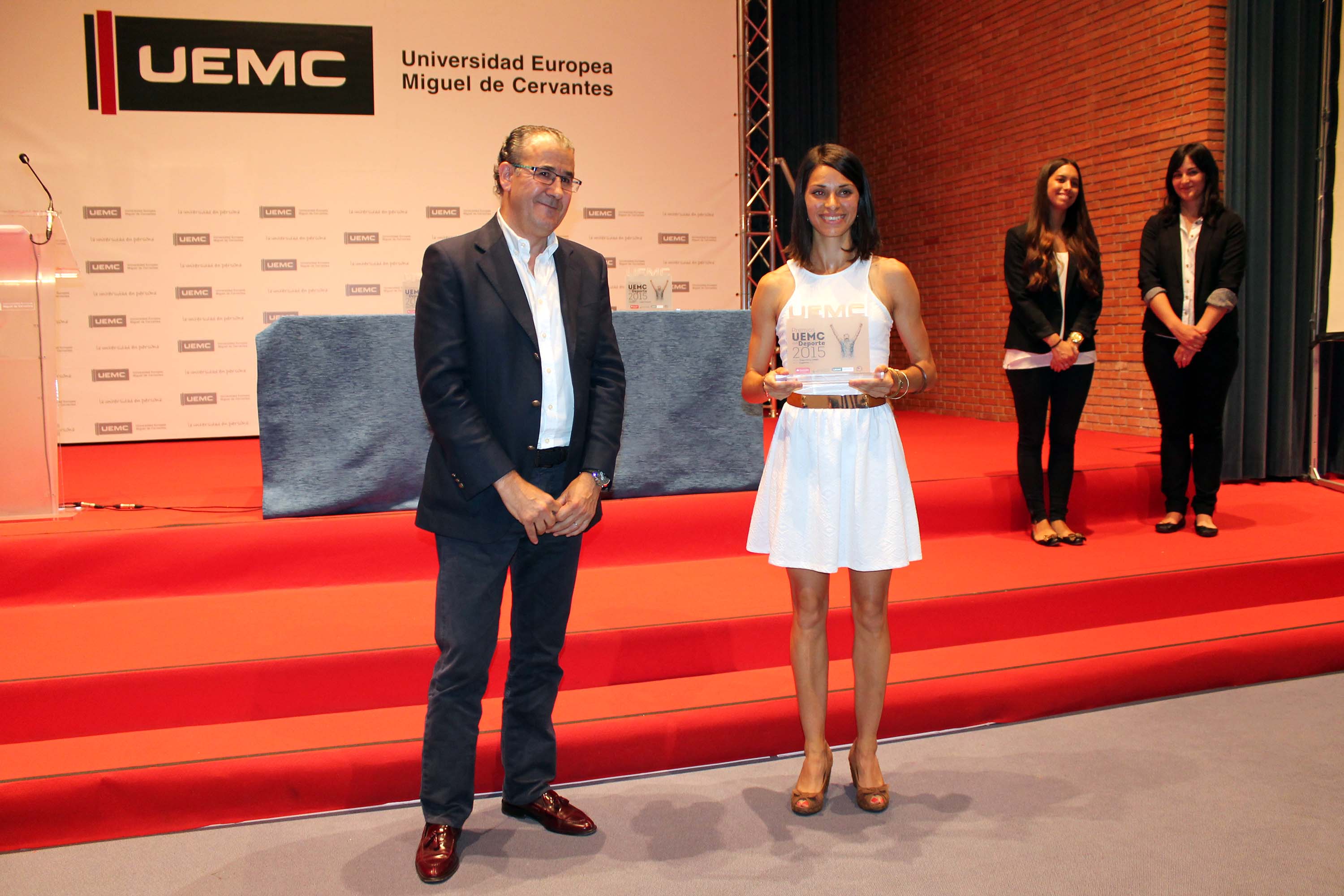 Nuria Lugueros y Luis Barcenilla