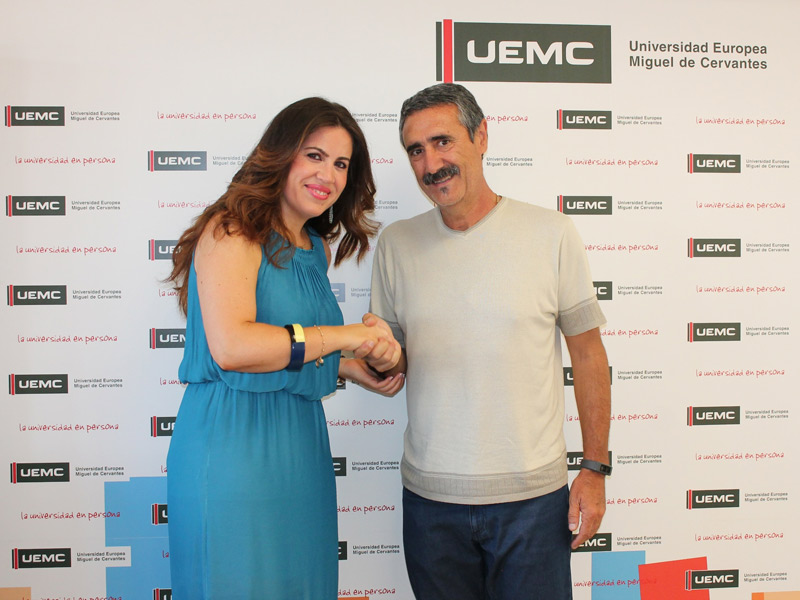La Rectora de la UEMC, Imelda Rodríguez Escanciano, y el presidente del Club, José Antonio Merayo Merayo