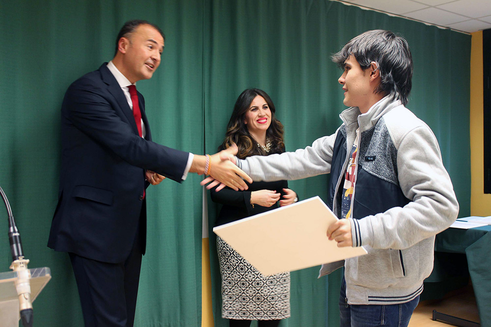La Fundación UEMC entrega sus Becas de Excelencia Banco Santander