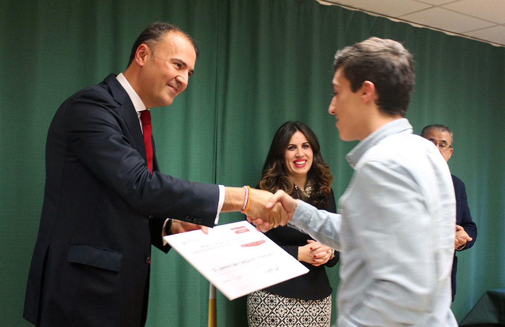 La Fundación UEMC entrega sus Becas de Excelencia Banco Santander