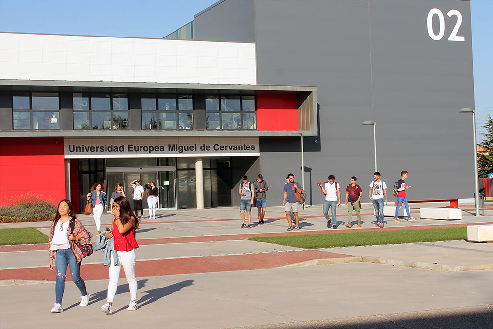 Comienzan las clases en la UEMC