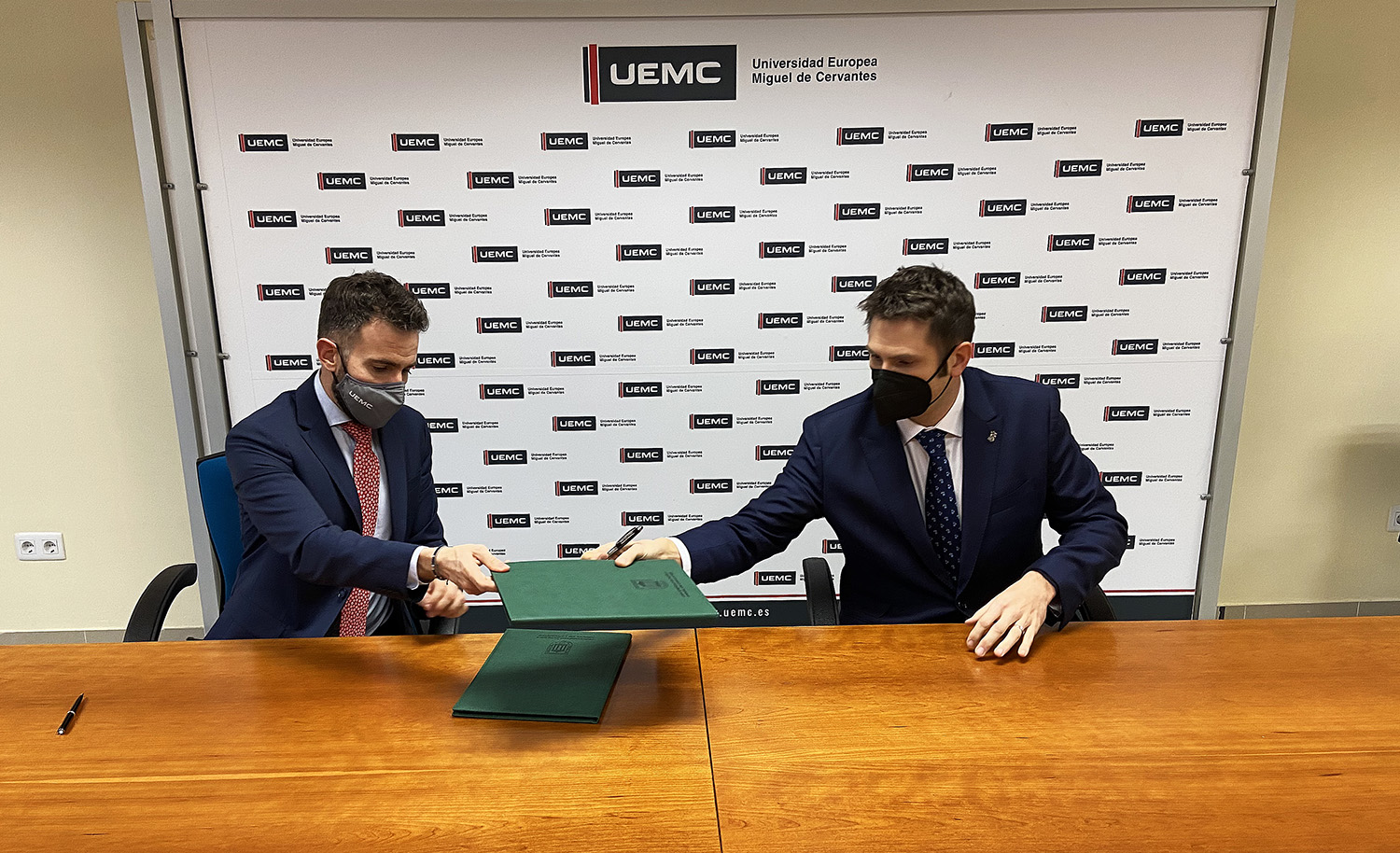 Convenio Colegio Fisioterapeutas CyL