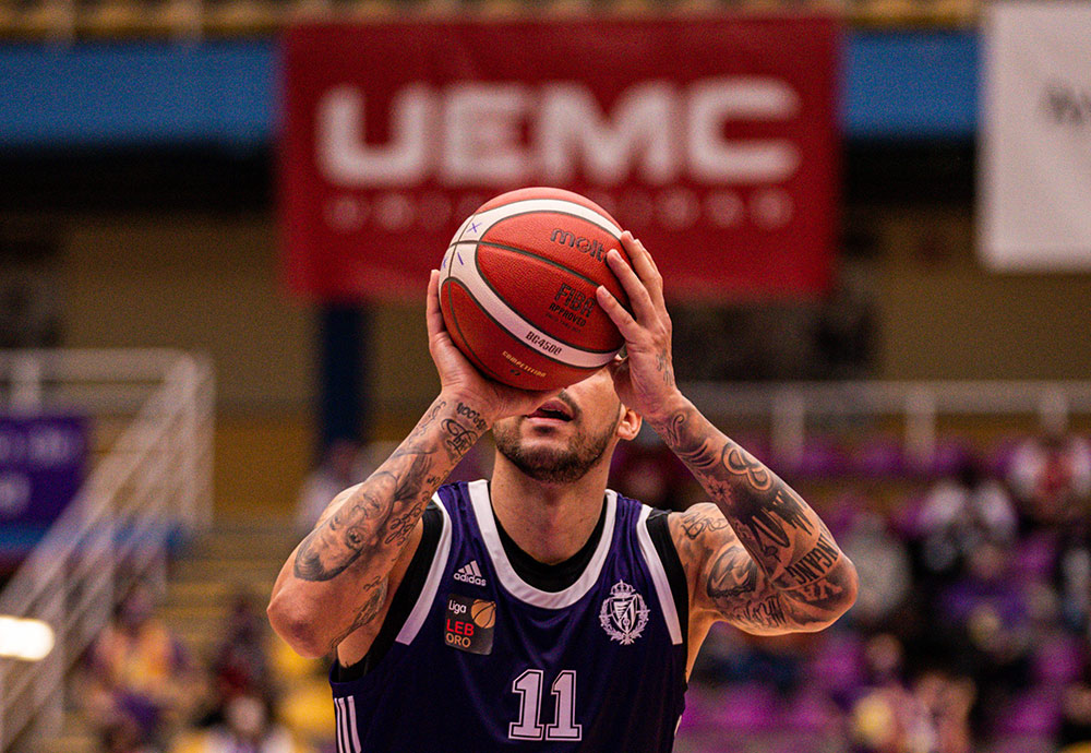 La UEMC inicia una colaboración sociodeportiva con el Real Valladolid Baloncesto