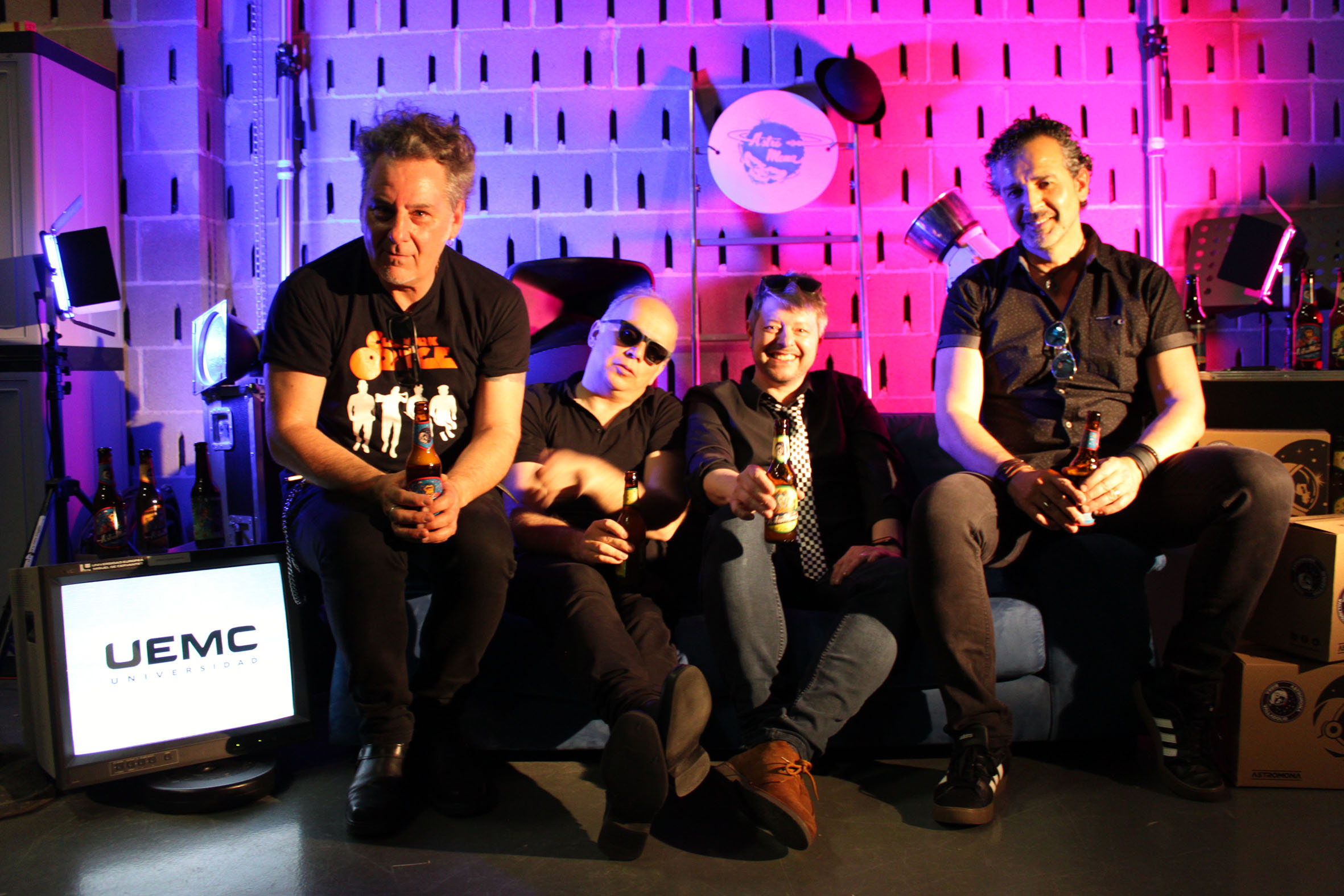 Cosmética triunfa en AstroMona UEMC