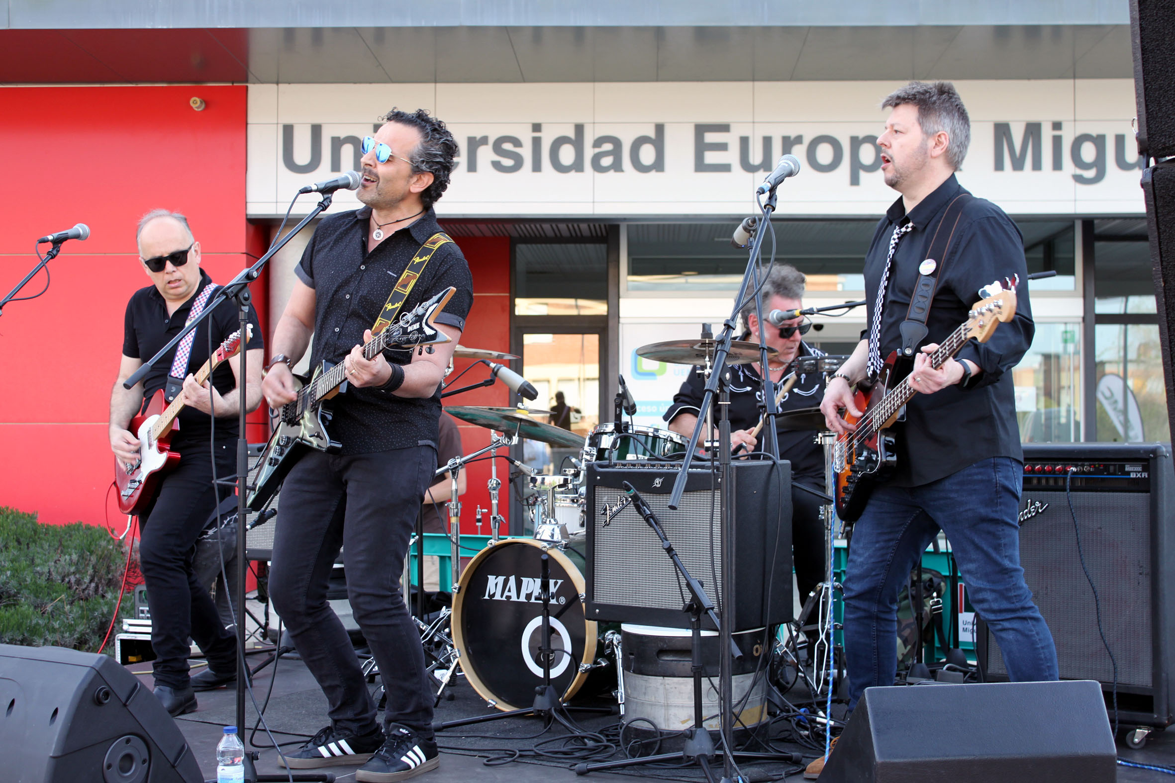 Cosmética triunfa en AstroMona UEMC