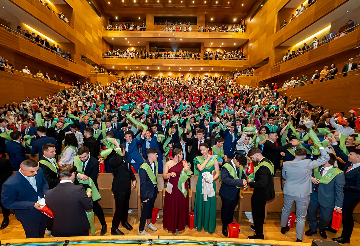 Algunas imágenes correspondientes al Acto de Graduación