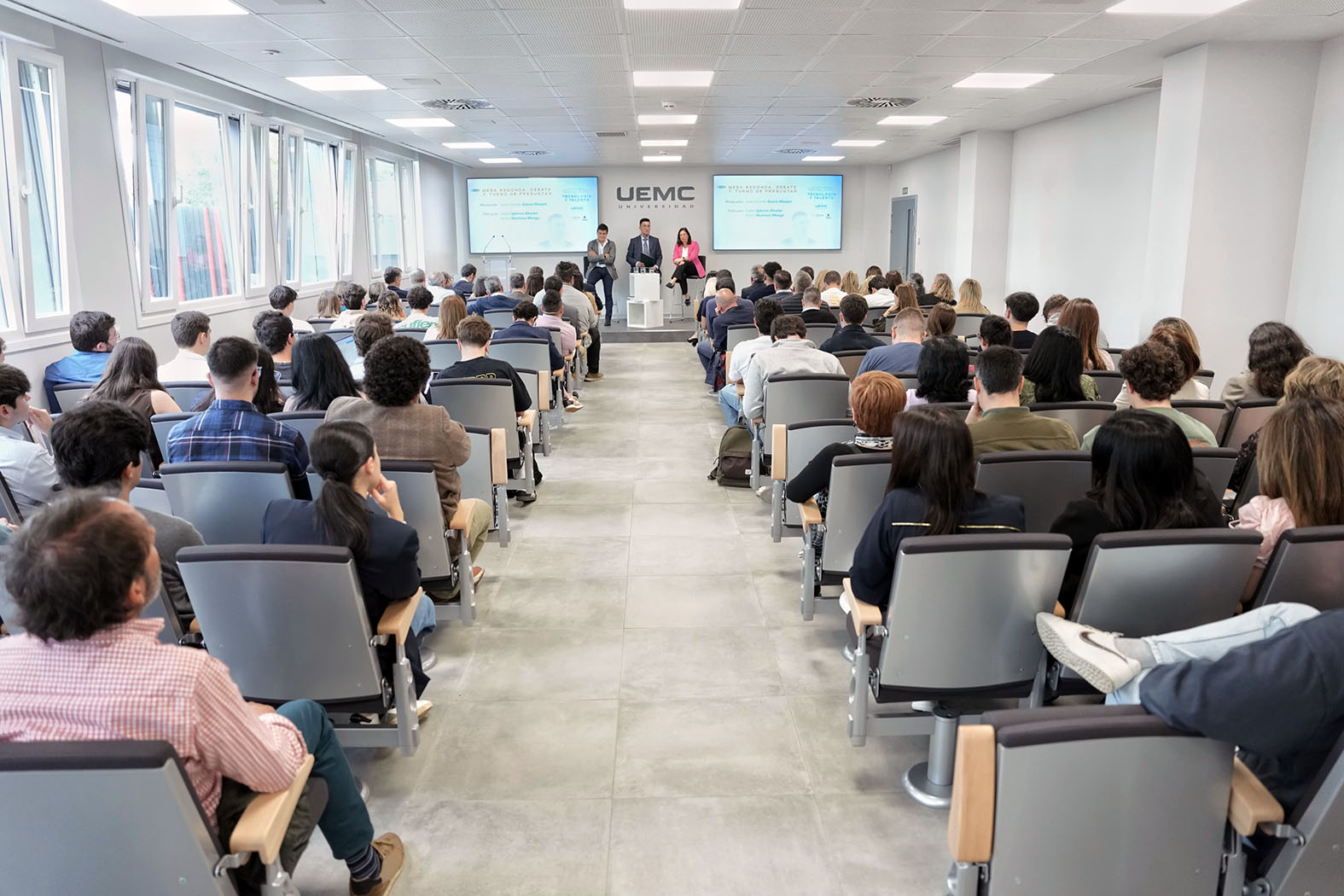 Jornada La Inteligencia Artificial y el nuevo paradigma laboral en la UEMC